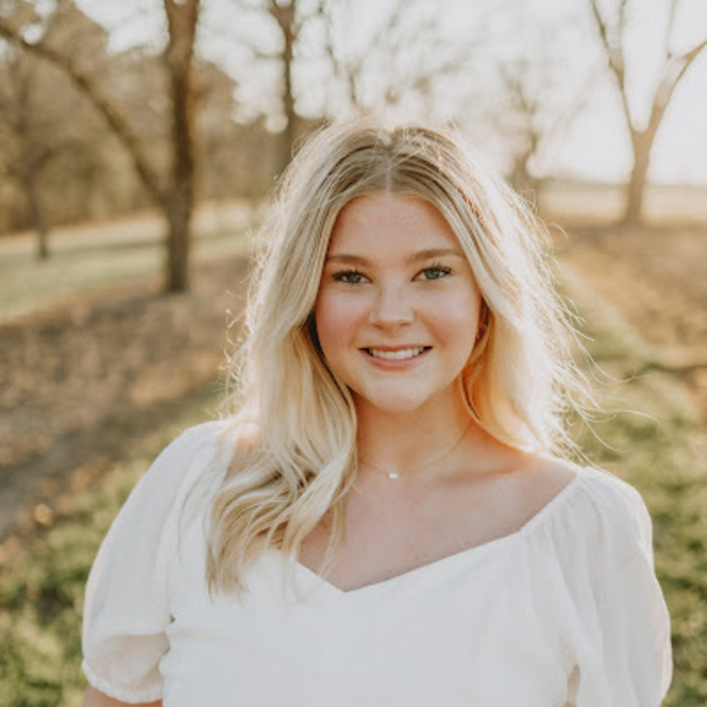 Meet your Posher, Madi